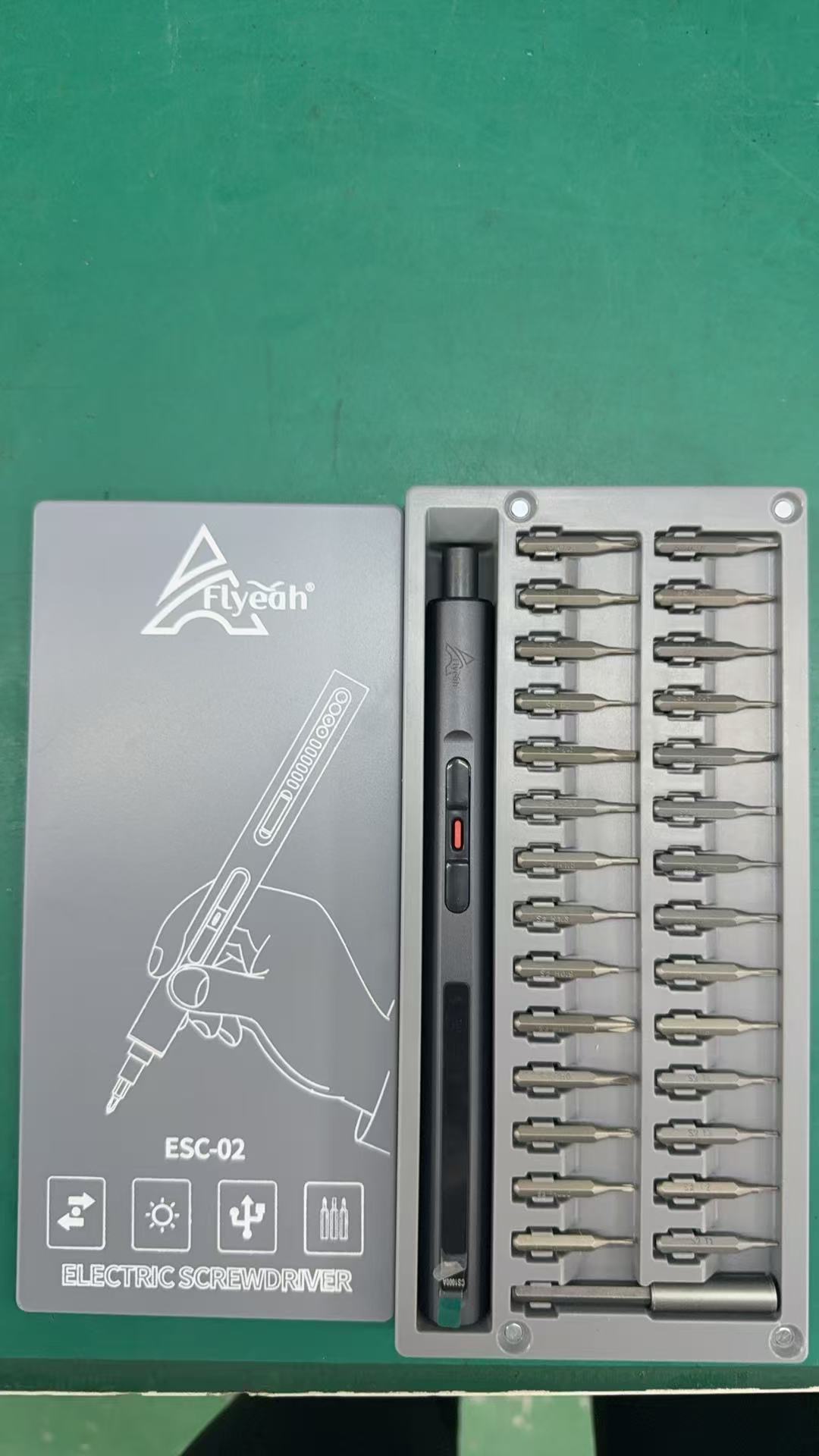 FLYEAH ESC-02 screwdriver set with bits and case